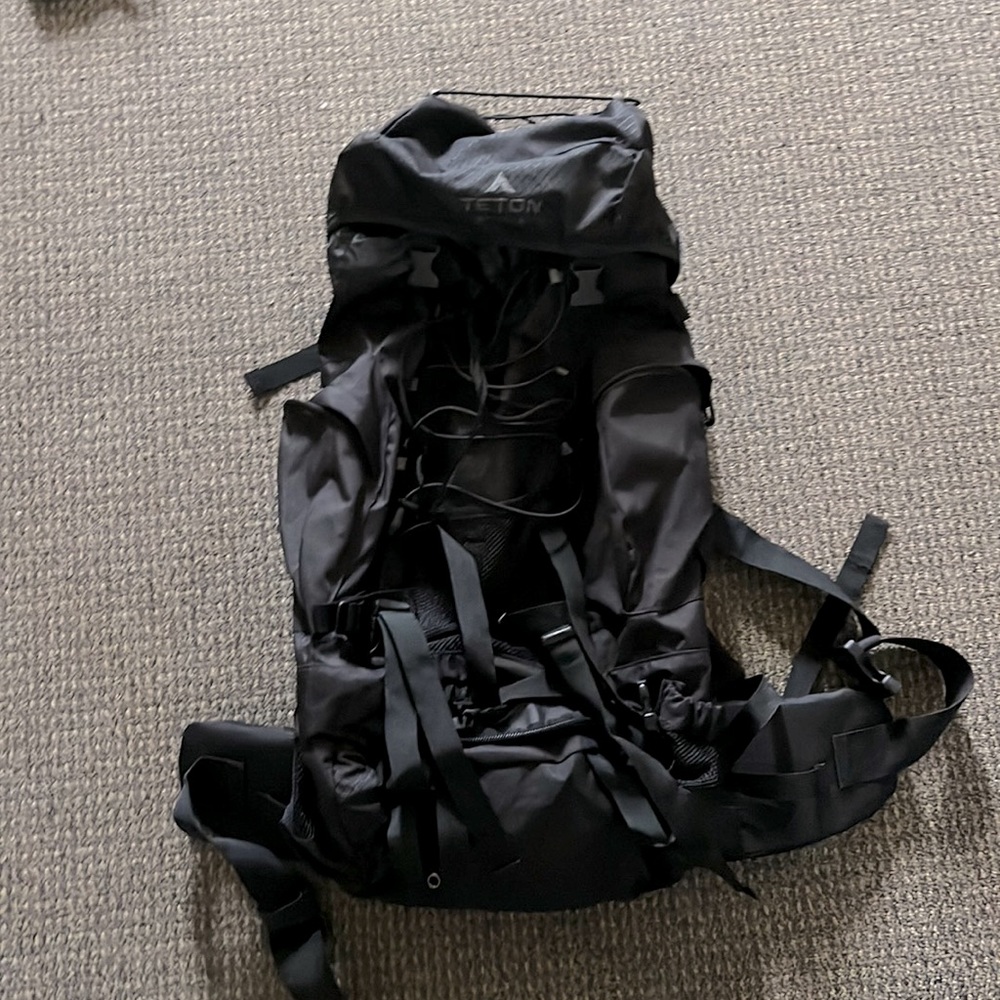 Backpack for backpacking, large, spacious